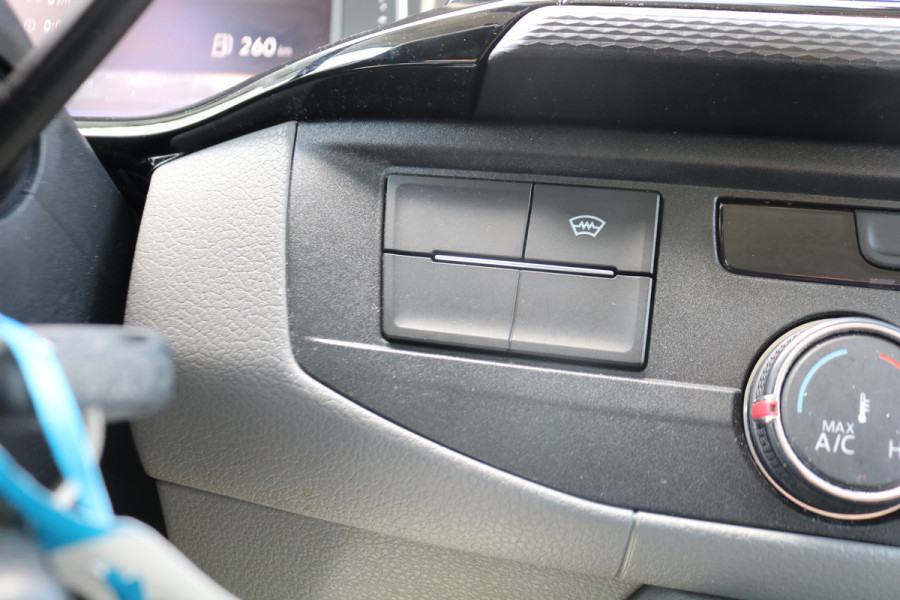 Volkswagen Transporter 2.0 TDI 204pk Bulli L2 H1 DC Airco Navigatie Apple Carplay Trekhaak