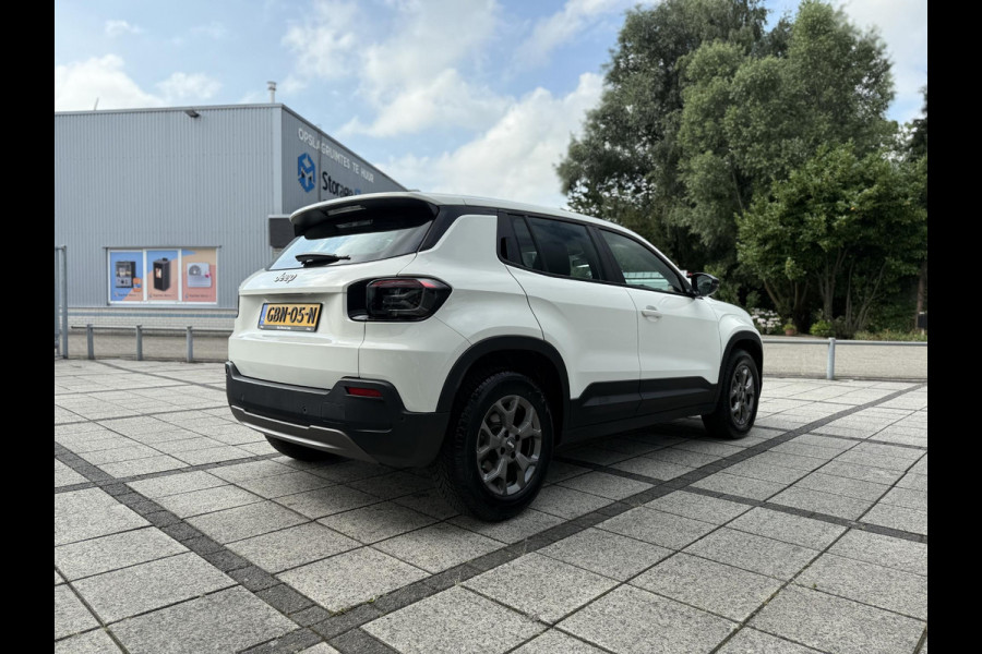 Jeep Avenger Altitude 54 kWh | Navi | Carplay | Stoelverwarming |