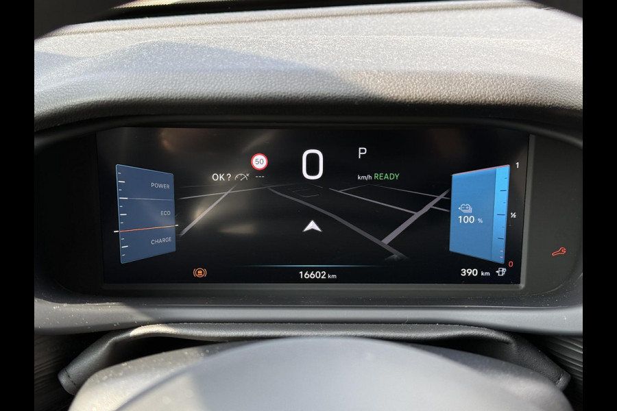 Jeep Avenger Altitude 54 kWh | Navi | Carplay | Stoelverwarming |