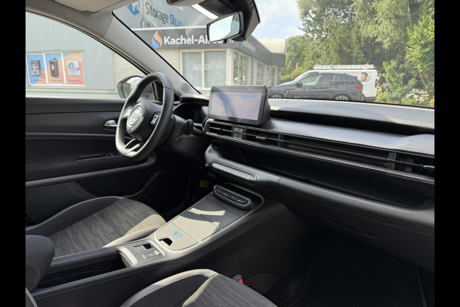 Jeep Avenger Altitude 54 kWh | Navi | Carplay | Stoelverwarming |