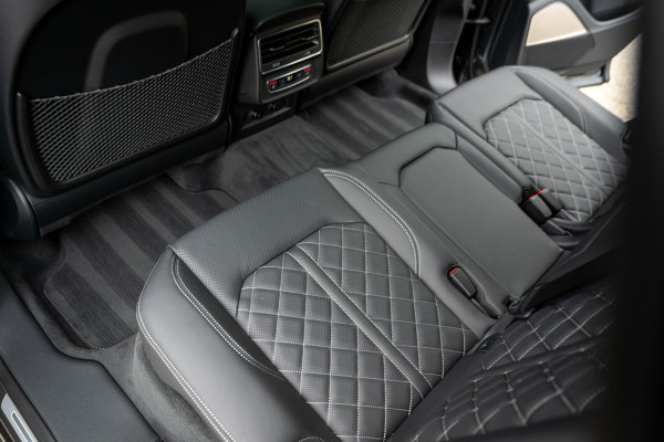 Audi Q8 60 TFSI e quattro S Competition B&O High-End