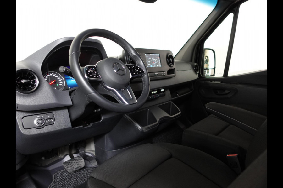 Mercedes-Benz Sprinter 315 L2H2 Automaat Navigatie Cruise Control Trekhaak Climate Control