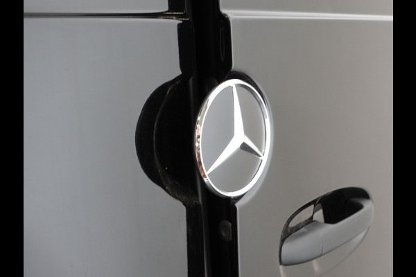 Mercedes-Benz Sprinter 315 L2H2 Automaat Navigatie Cruise Control Trekhaak Climate Control
