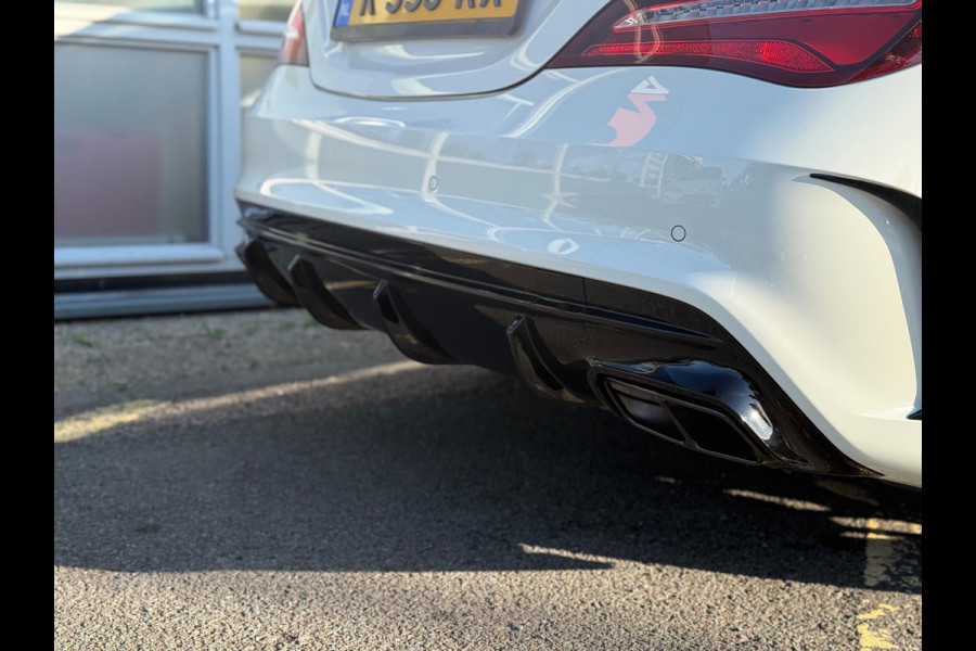 Mercedes-Benz CLA-Klasse 220 4MATIC CLA 45 Look | Pano | Aero | Navi