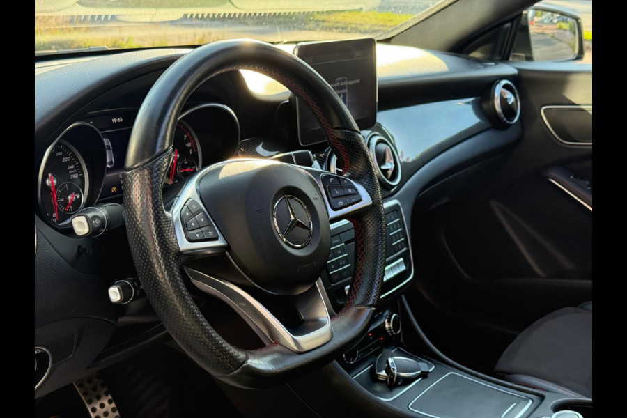 Mercedes-Benz CLA-Klasse 220 4MATIC CLA 45 Look | Pano | Aero | Navi