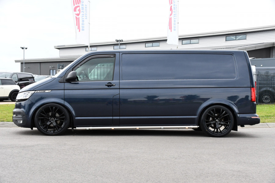 Volkswagen Transporter 2.0 TDI L2H1 32 4Motion Bulli Marge, Virtual, Adaptieve Cruise, Camera, LED, 150pk, Automaat, Stoelverwarming, Uniek!