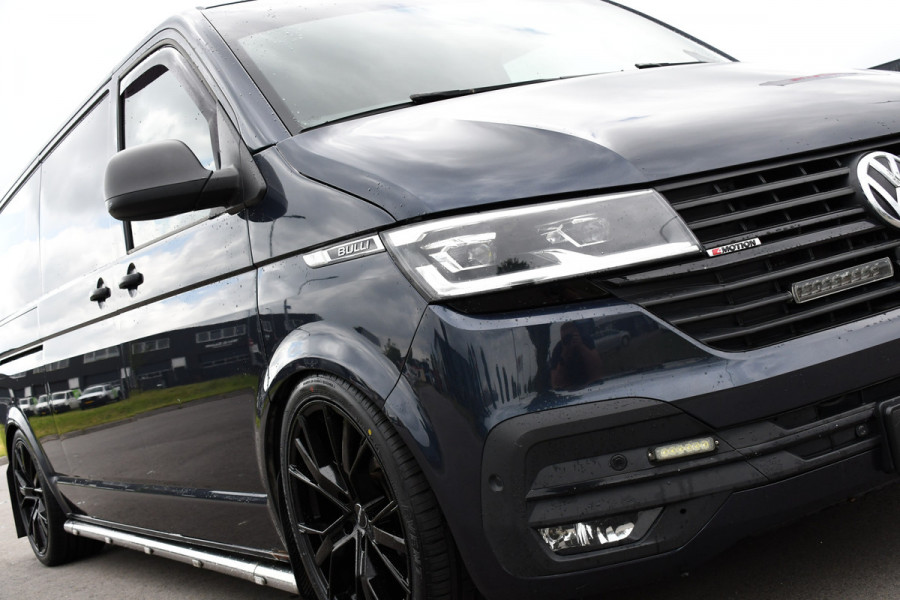 Volkswagen Transporter 2.0 TDI L2H1 32 4Motion Bulli Marge, Virtual, Adaptieve Cruise, Camera, LED, 150pk, Automaat, Stoelverwarming, Uniek!