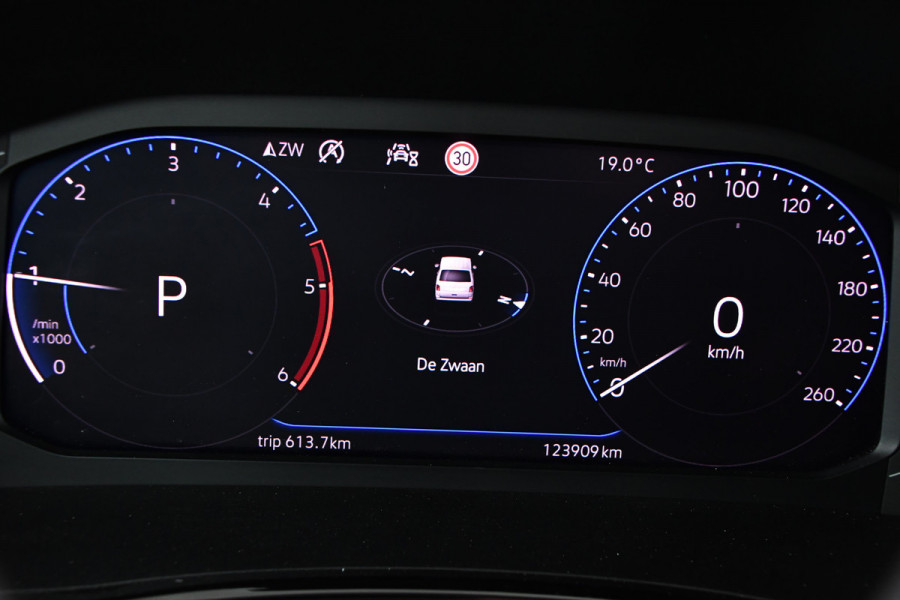 Volkswagen Transporter 2.0 TDI L2H1 32 4Motion Bulli Marge, Virtual, Adaptieve Cruise, Camera, LED, 150pk, Automaat, Stoelverwarming, Uniek!