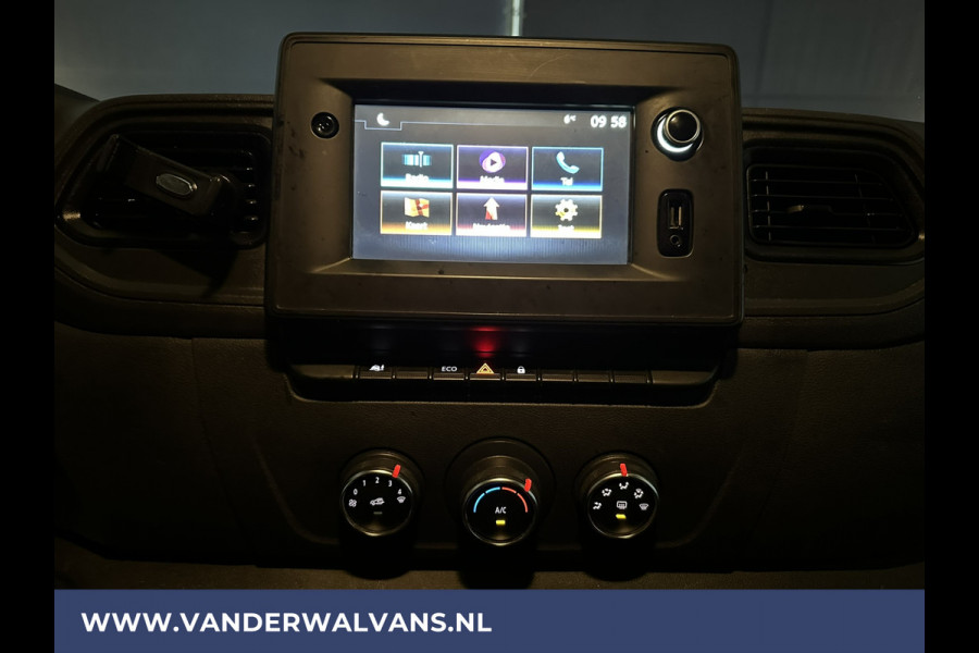 Renault Master 2.3 dCi 136pk L2H2 Euro6 Airco | Camera | Navigatie | Cruisecontrol | 2500kg Trekhaak | Bijrijdersbank,  Parkeersensoren