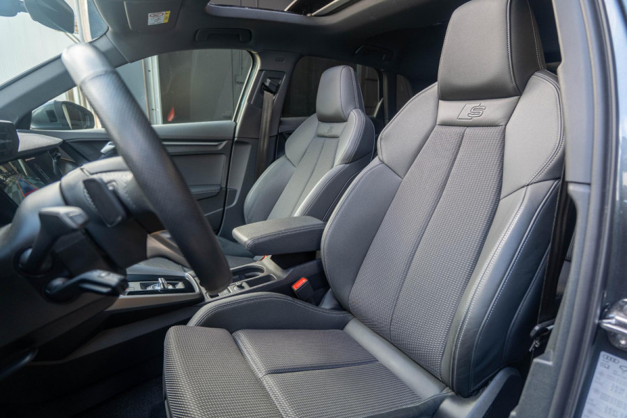 Audi A3 Sportback 40 TFSI e S-Line | B&O | HUD | Pano | Matrix led