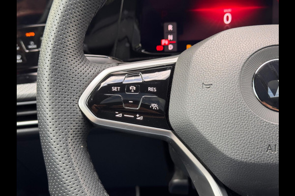 Volkswagen Golf 1.5 eTSI R-Line Pano/Matrix/Blindspot/Camera