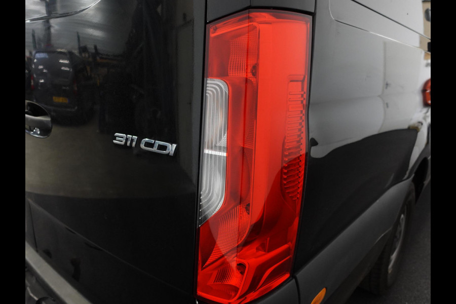 Mercedes-Benz Sprinter L3H2 Automaat Airco Navigatie Camera Trekhaak