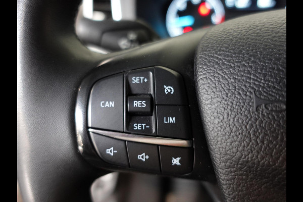 Ford Transit Custom L2H1 Limited Dubbele Cabine Automaat Navigatie Airco 2 Schuifdeuren Trekhaak Parkeersensoren Carplay Imperiaal