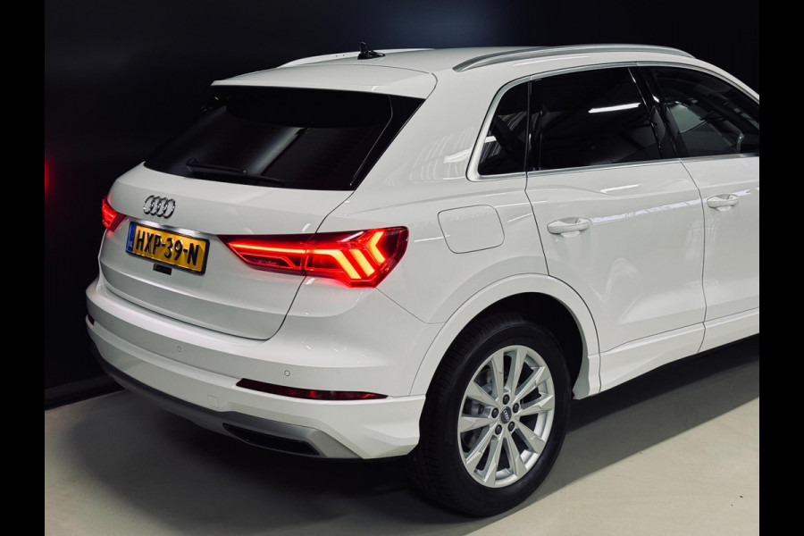 Audi Q3 35 TFSI Pro Line, Matrix Led, Virtual Cockpit, ACC, Blind Spot, Apple Carplay, Clima, PDC, Volledig Onderhoud