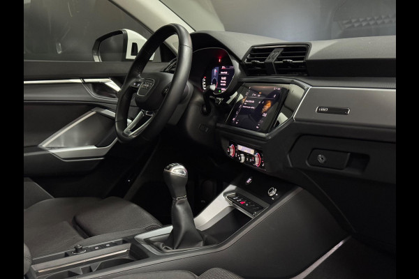 Audi Q3 35 TFSI Pro Line, Matrix Led, Virtual Cockpit, ACC, Blind Spot, Apple Carplay, Clima, PDC, Volledig Onderhoud