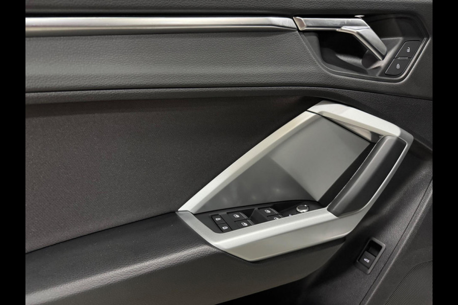 Audi Q3 35 TFSI Pro Line, Matrix Led, Virtual Cockpit, ACC, Blind Spot, Apple Carplay, Clima, PDC, Volledig Onderhoud