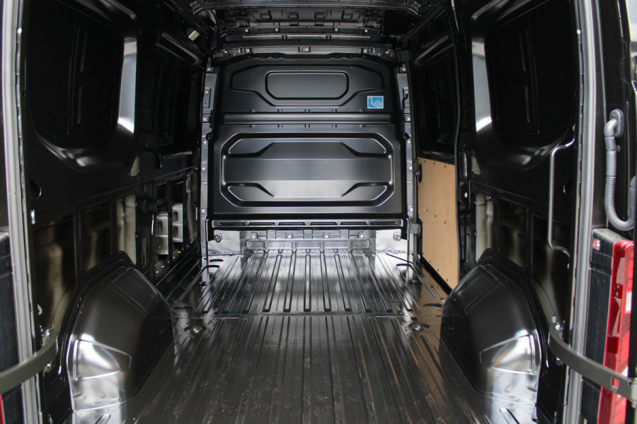 Renault Master T35 2.0 dCi 170pk L2H2 Extra - Navigatie - Camera - 270 gr deuren - Parkeersensoren - Draadloos laden - Rijklaar