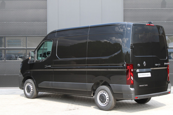 Renault Master T35 2.0 dCi 170pk L2H2 Extra - Navigatie - Camera - 270 gr deuren - Parkeersensoren - Draadloos laden - Rijklaar