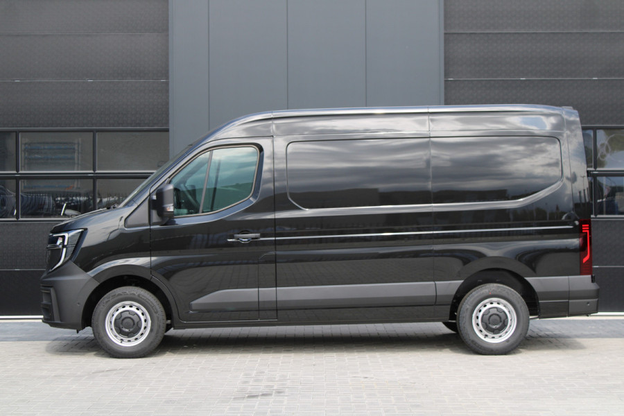Renault Master T35 2.0 dCi 170pk L2H2 Extra - Navigatie - Camera - 270 gr deuren - Parkeersensoren - Draadloos laden - Rijklaar