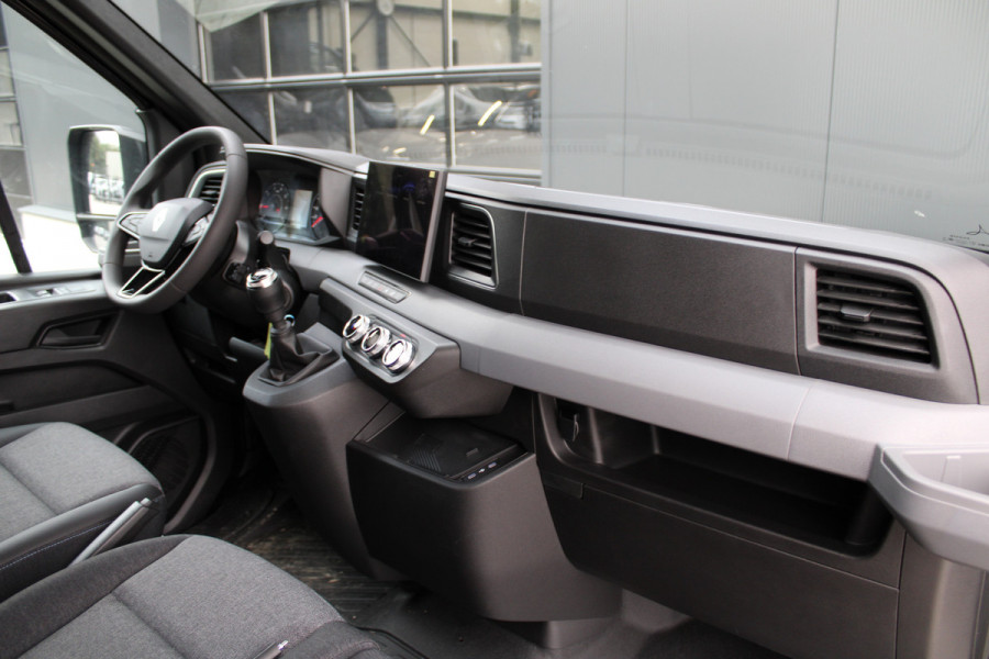 Renault Master T35 2.0 dCi 170pk L2H2 Extra - Navigatie - Camera - 270 gr deuren - Parkeersensoren - Draadloos laden - Rijklaar