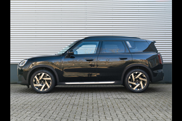 MINI Countryman 1.5 C Favoured - XL Pakket - Pano - Trekhaak - Memoryzetel