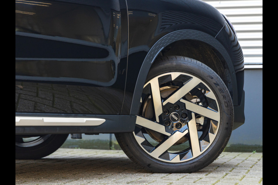 MINI Countryman 1.5 C Favoured - XL Pakket - Pano - Trekhaak - Memoryzetel