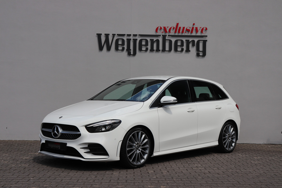 Mercedes-Benz B-Klasse 180 AMG Navi Stoelv. 19" Mercedes-Benz B-Klasse 180 AMG Navi Stoelv. 19"