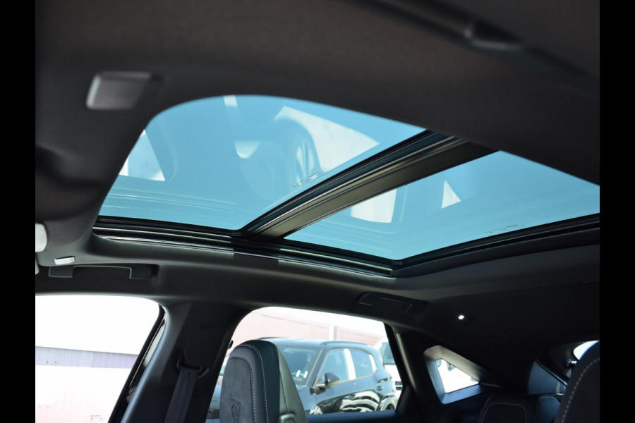 Peugeot 3008 1.2 Hybrid 145 GT ALCANTARA STOELEN MET MASSAGEFUNCTIE | 360 CAMERA | NAVI & CARPLAY |