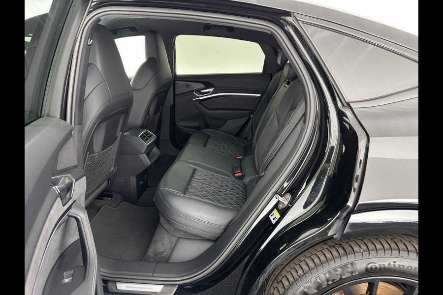 Audi e-tron Sportback 55 quattro S edition 95 kWh [ 3-Fase ] (INCL.BTW) *FULL-LEATHER | FULL-LED | ADAPTIVE-CRUISE | BANG&OLUFSEN | TOP-VIEW | MEMORY-PACK | BLIND-SPOT | KEYLESS | AMBIENT-LIGHT | AIR-SUSPENSION | SPORT-SEATS | DIGI-COCKPIT | 21''ALU |