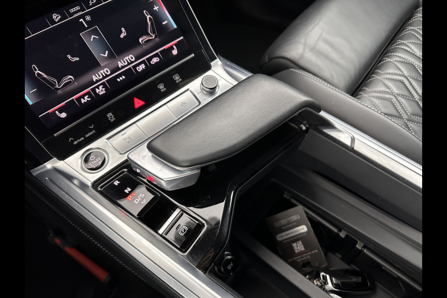 Audi e-tron Sportback 55 quattro S edition 95 kWh [ 3-Fase ] (INCL.BTW) *FULL-LEATHER | FULL-LED | ADAPTIVE-CRUISE | BANG&OLUFSEN | TOP-VIEW | MEMORY-PACK | BLIND-SPOT | KEYLESS | AMBIENT-LIGHT | AIR-SUSPENSION | SPORT-SEATS | DIGI-COCKPIT | 21''ALU |