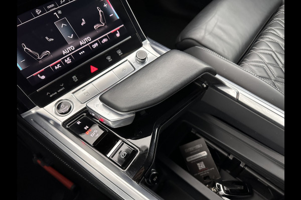 Audi e-tron Sportback 55 quattro S edition 95 kWh [ 3-Fase ] (INCL.BTW) *FULL-LEATHER | FULL-LED | ADAPTIVE-CRUISE | BANG&OLUFSEN | TOP-VIEW | MEMORY-PACK | BLIND-SPOT | KEYLESS | AMBIENT-LIGHT | AIR-SUSPENSION | SPORT-SEATS | DIGI-COCKPIT | 21''ALU |