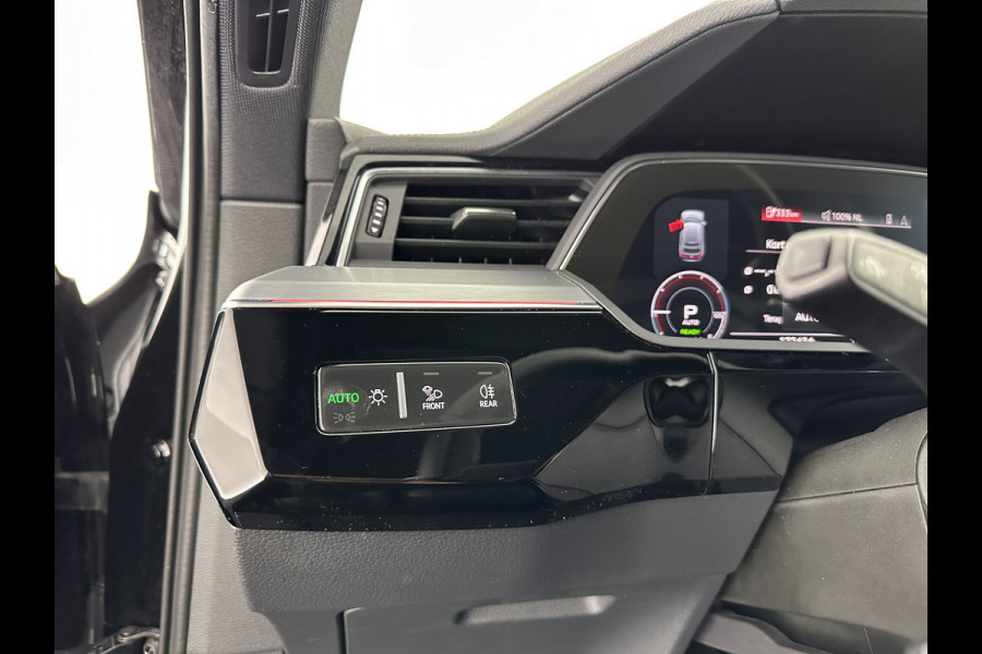 Audi e-tron Sportback 55 quattro S edition 95 kWh [ 3-Fase ] (INCL.BTW) *FULL-LEATHER | FULL-LED | ADAPTIVE-CRUISE | BANG&OLUFSEN | TOP-VIEW | MEMORY-PACK | BLIND-SPOT | KEYLESS | AMBIENT-LIGHT | AIR-SUSPENSION | SPORT-SEATS | DIGI-COCKPIT | 21''ALU |
