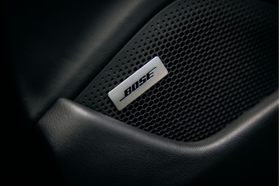 Porsche Taycan Sport Turismo 79 kWh | Performance-accu | Bose | 21'' velgen | Glazen dak | Porsche Sportsound | Warmtepomp |