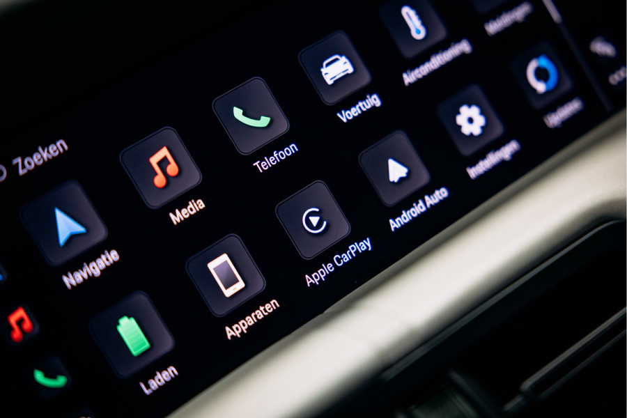 Porsche Taycan Sport Turismo 79 kWh | Performance-accu | Bose | 21'' velgen | Glazen dak | Porsche Sportsound | Warmtepomp |