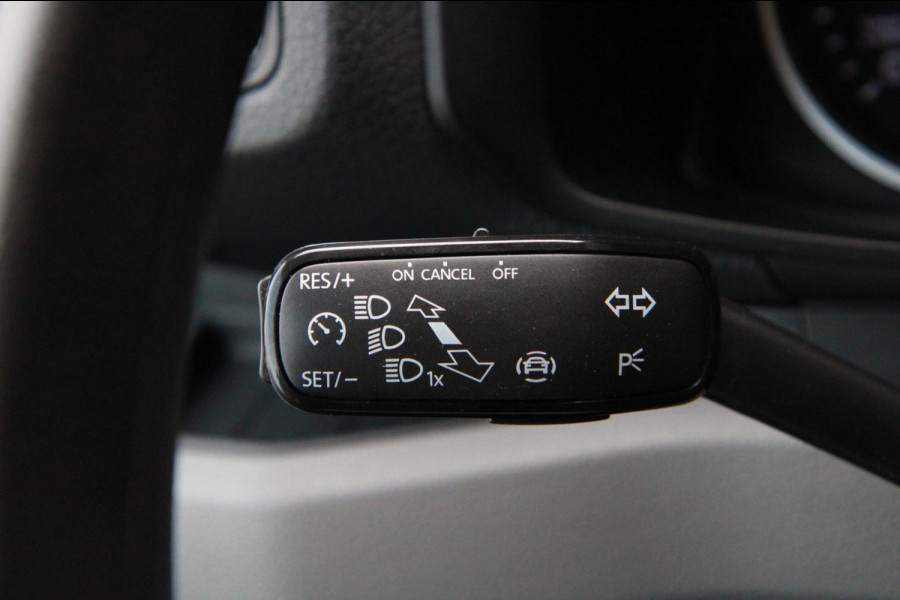Volkswagen Crafter 35 2.0 TDI L3H2 Comfortline / App connect / Navi / Cruise / PDC 2x