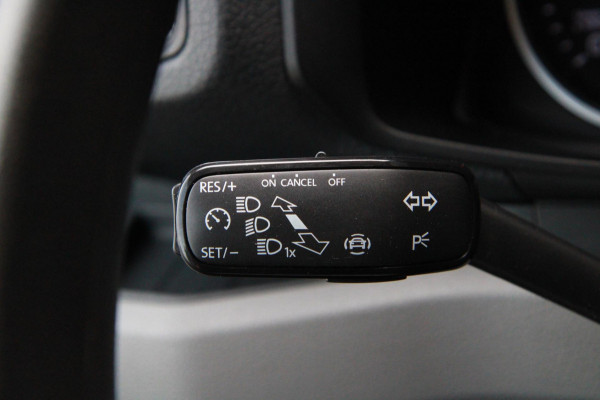 Volkswagen Crafter 35 2.0 TDI L3H2 Comfortline / App connect / Navi / Cruise / PDC 2x