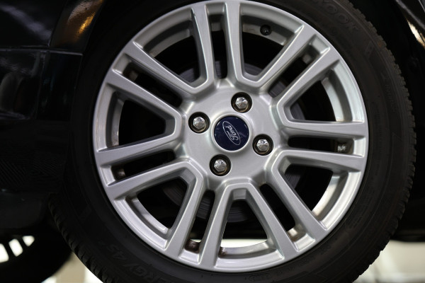 Ford Tourneo Courier 1.0 Titanium PDC CLIMA CRUISE CAMERA STOELVW. '19