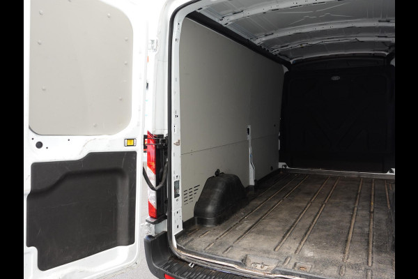 Ford Transit 330 2.0 TDCI L3H2 Trend Navigatie Camera Carplay Trekhaak Cruise control Airco