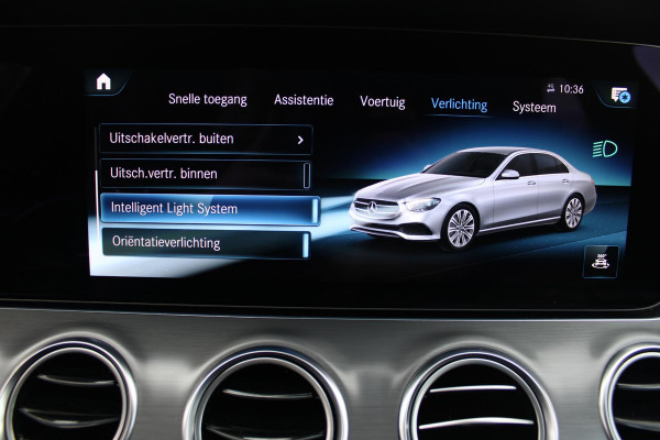Mercedes-Benz E-Klasse 300e BUSINESS SOLUTION AMG NIGHT EDITION | AMG-STYLING | LICHTMETALEN VELGEN 19" | 360° CAMERA | | TREKHAAK | MULTIBEAM MATRIX LED KOPLAMPEN | LED ACHTERLICHTEN | ELEKTRISCH VERSTELBARE VOORSTOELEN MET GEHEUGEN FUNCTIE |  ALCANTARA / KUNSTLEDEREN BEKLEDING | VOORSTOELEN VERWARMBAAR | FULL MAP MBUX AUGMENTED REALITY NAVIGATIE | VERKEERSLICHTWEERGAVE | APPLE CARPLAY / ANDROID AUTO | SFEERVERLICHTING | ELEKTRONIC CLIMATE CONTROL |