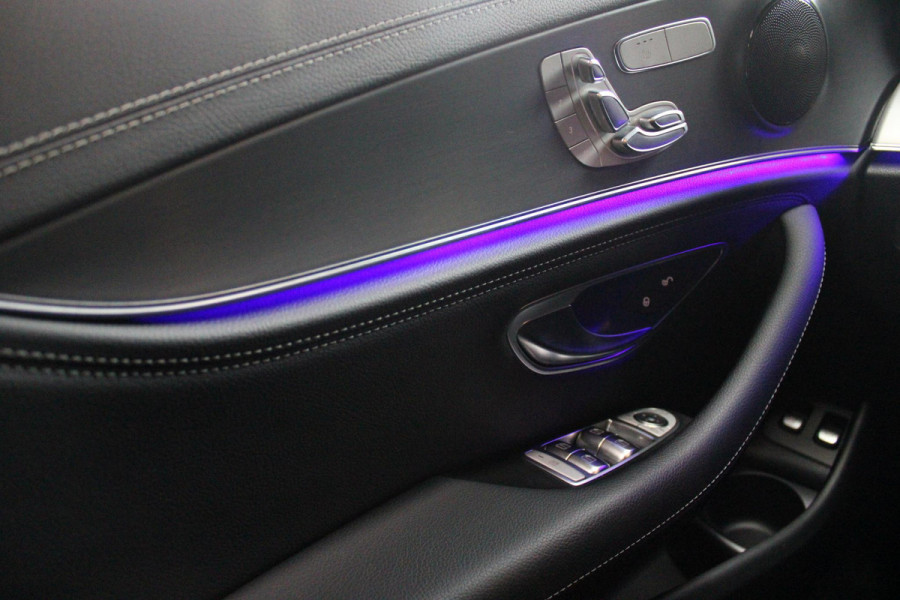 Mercedes-Benz E-Klasse 300e BUSINESS SOLUTION AMG NIGHT EDITION | AMG-STYLING | LICHTMETALEN VELGEN 19" | 360° CAMERA | | TREKHAAK | MULTIBEAM MATRIX LED KOPLAMPEN | LED ACHTERLICHTEN | ELEKTRISCH VERSTELBARE VOORSTOELEN MET GEHEUGEN FUNCTIE |  ALCANTARA / KUNSTLEDEREN BEKLEDING | VOORSTOELEN VERWARMBAAR | FULL MAP MBUX AUGMENTED REALITY NAVIGATIE | VERKEERSLICHTWEERGAVE | APPLE CARPLAY / ANDROID AUTO | SFEERVERLICHTING | ELEKTRONIC CLIMATE CONTROL |