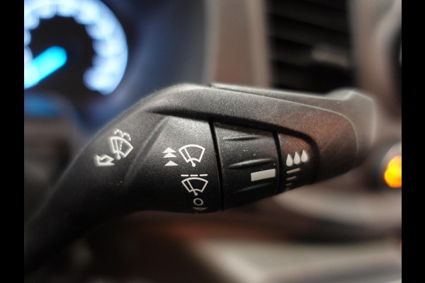 Ford Transit Custom 130pk Automaat L1H1 Trend Trekhaak Navigatie Camera Airco Cruise control Sport
