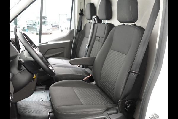 Ford Transit 310 105PK L3H2 Trend Navigatie Airco Parkeersensoren Bluetooth 3Zits Trekhaak Camera