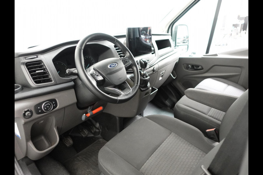 Ford Transit 310 105PK L3H2 Trend Navigatie Airco Parkeersensoren Bluetooth 3Zits Trekhaak Camera