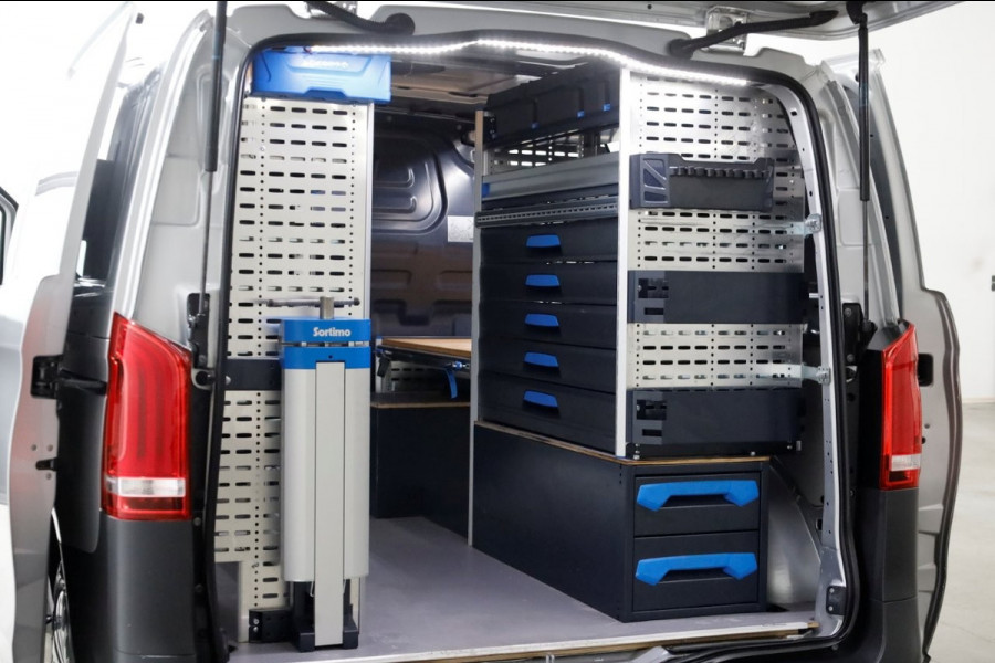 Mercedes-Benz Vito 114 CDI 136pk Compact 9G Automaat 2x Schuifdeur/LED/Camera/Inrichting 05-2022