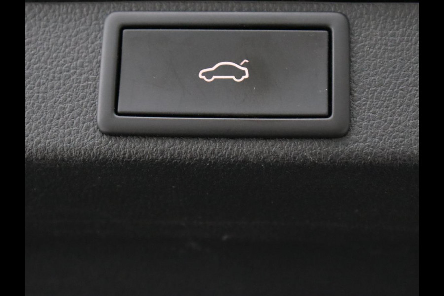 Škoda Octavia 1.0 e-TSI Business Edition | Trekhaak | Carplay | Navigatie | Full LED | Climate control | Parkeerhulp | Cruise control