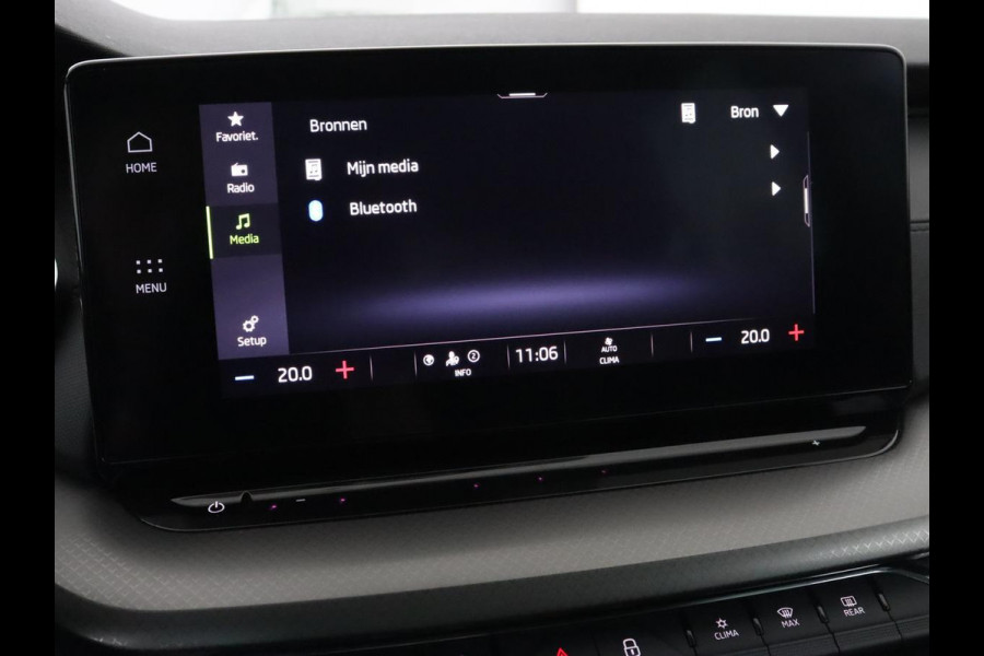 Škoda Octavia 1.0 e-TSI Business Edition | Trekhaak | Carplay | Navigatie | Full LED | Climate control | Parkeerhulp | Cruise control