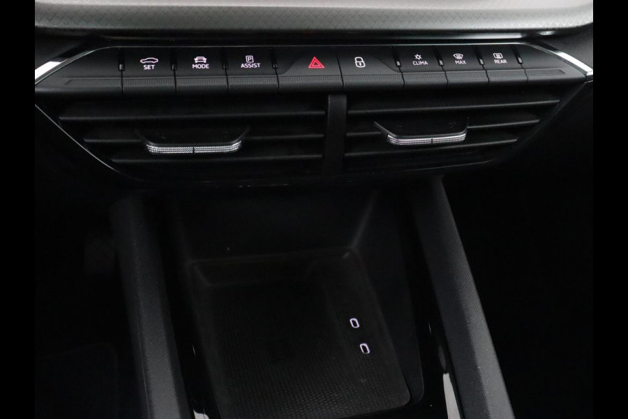 Škoda Octavia 1.0 e-TSI Business Edition | Trekhaak | Carplay | Navigatie | Full LED | Climate control | Parkeerhulp | Cruise control