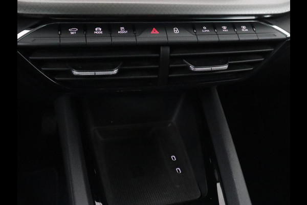 Škoda Octavia 1.0 e-TSI Business Edition | Trekhaak | Carplay | Navigatie | Full LED | Climate control | Parkeerhulp | Cruise control