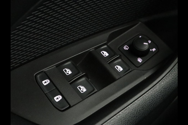 Škoda Octavia 1.0 e-TSI Business Edition | Trekhaak | Carplay | Navigatie | Full LED | Climate control | Parkeerhulp | Cruise control