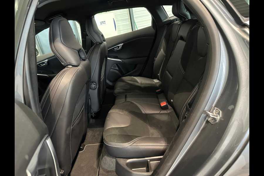 Volvo V40 D2 R-Design Stoelverwarming Navigatie 120pk
